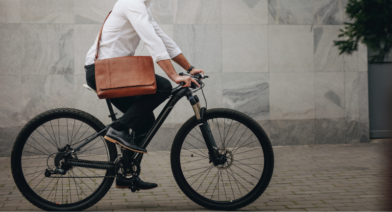 O QUE O CICLISTA DEVE FAZER PARA PEDALAR COM MAIS SEGURANÇA